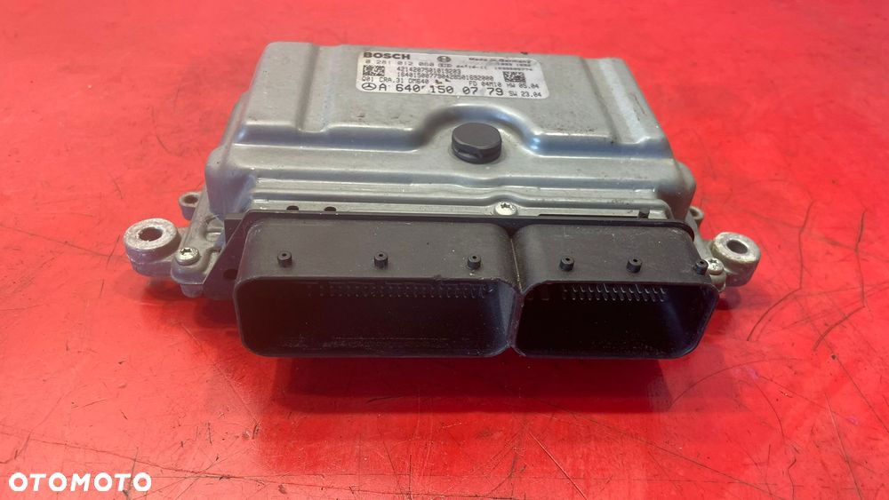 KOMPUTER SILNIKA MERCEDES A6401500779 - 4