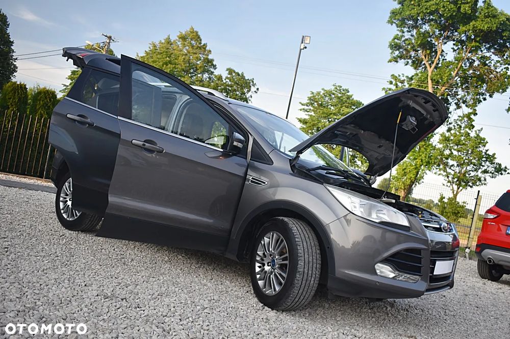 Ford Kuga 2.0 TDCi 2x4 Titanium - 17