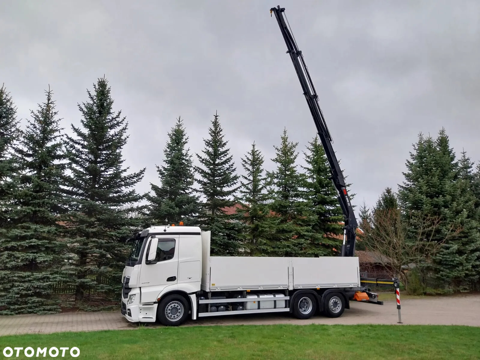 Mercedes-Benz Actros z HIAB 232/ składany w Z/ pilot - 15