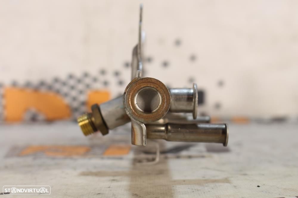 Régua / Rail De Injeção Audi A4 (8K2, B8)  06J133317ab - 5