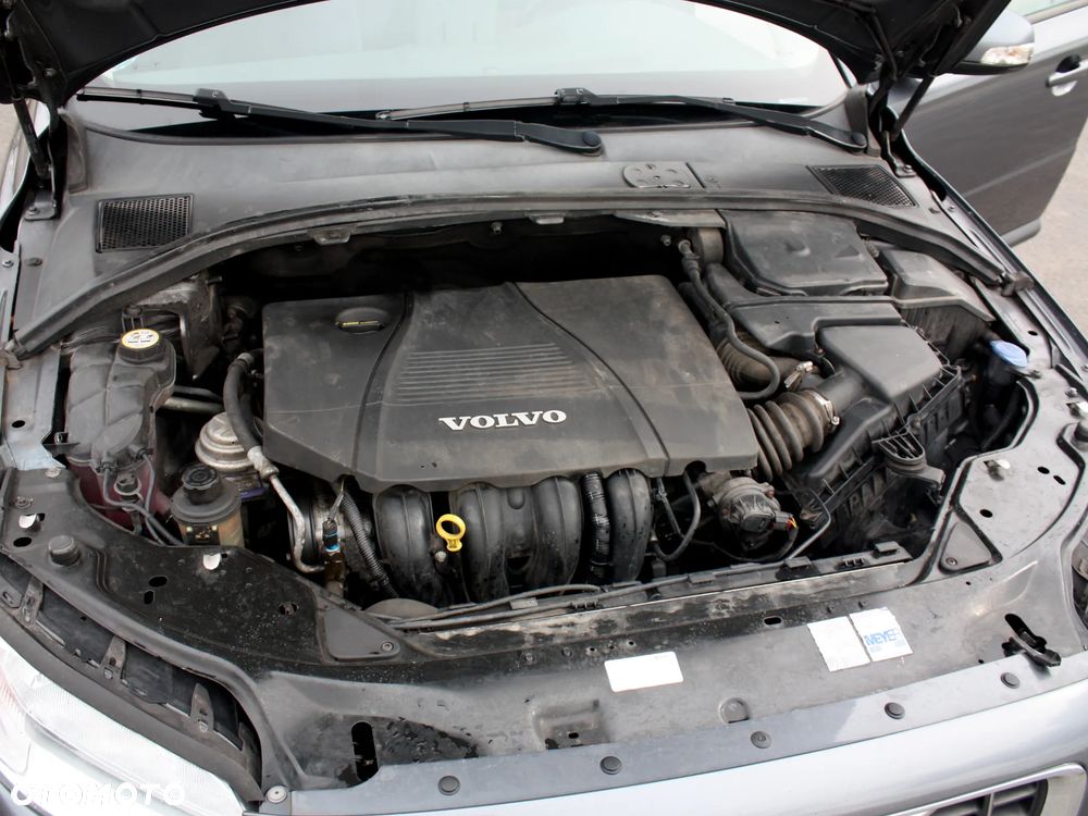 Volvo V70 2.0 - 12