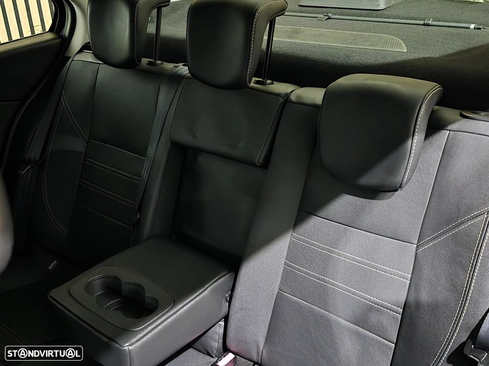 Renault Fluence 1.5 dCi Exclusive - 29