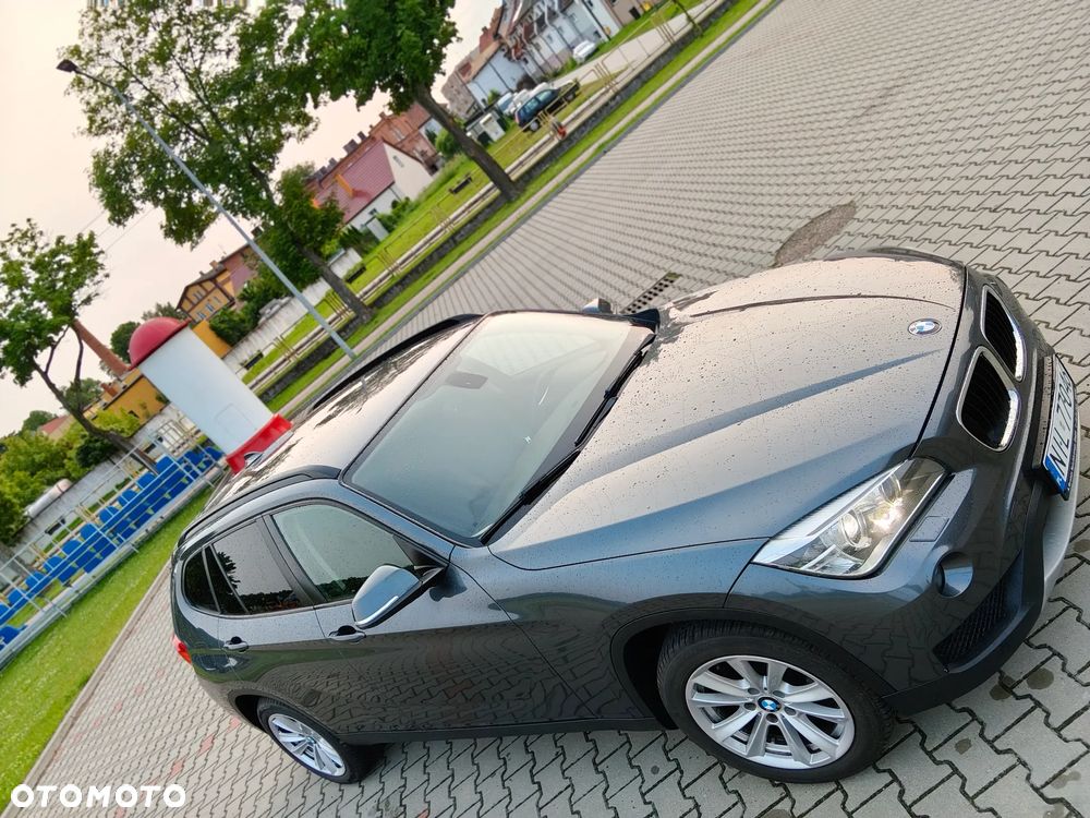 BMW X1 sDrive16d - 10