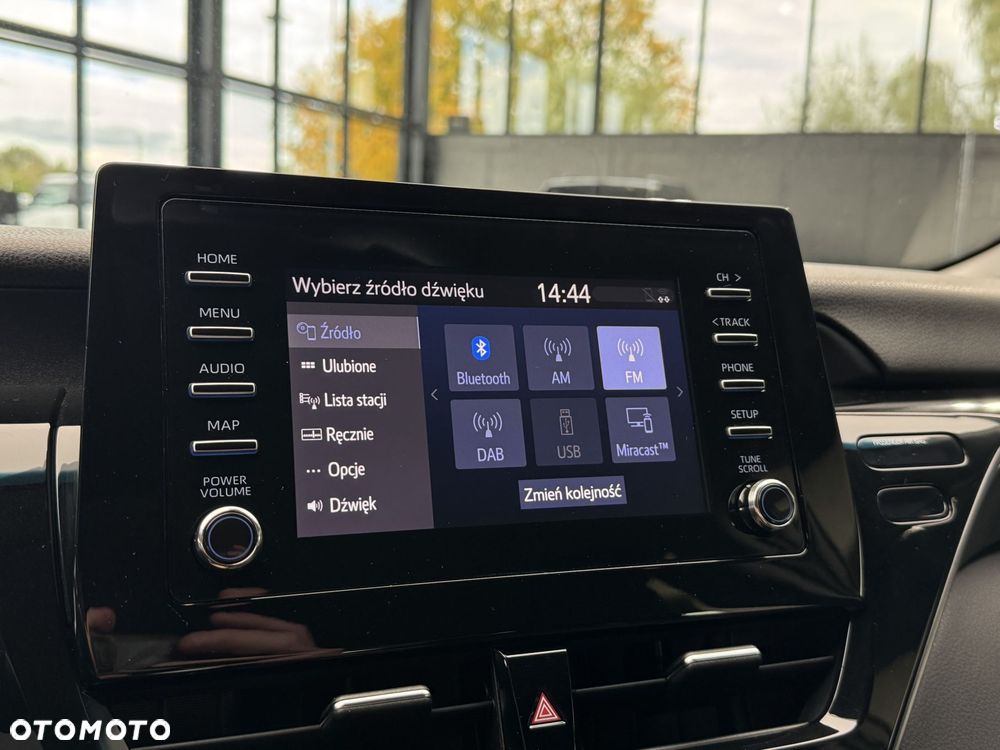 Toyota Camry 2.5 Hybrid Comfort CVT - 38