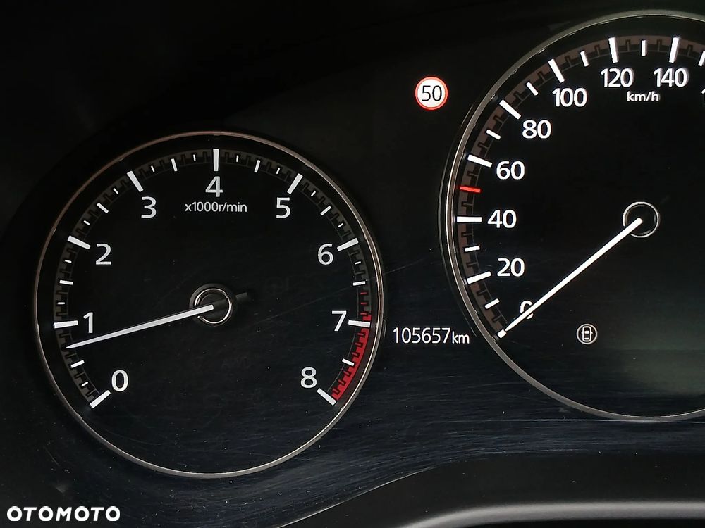 Mazda 3 2.0 mHEV Hikari - 9