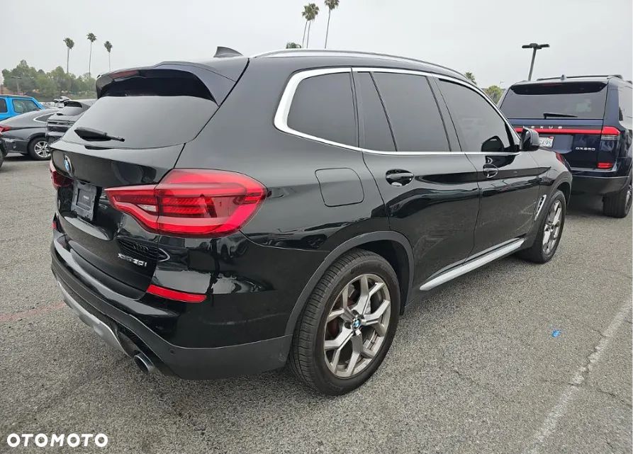 BMW X3 xDrive30i GPF Luxury Line - 4