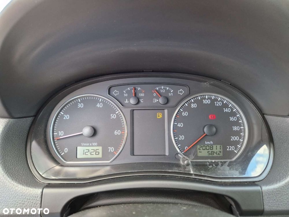 Volkswagen Polo Cross - 11