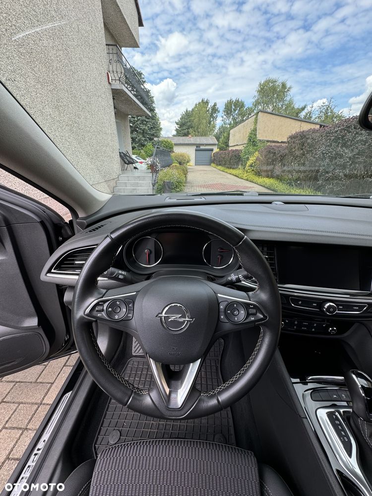 Opel Insignia 2.0 CDTI Innovation S&S - 11