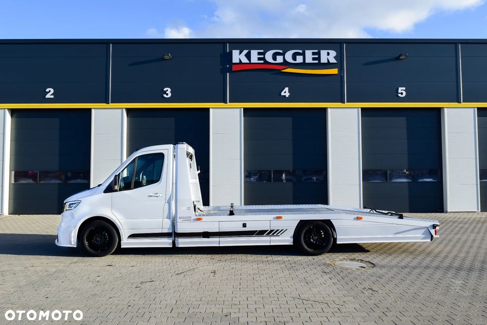 Mercedes-Benz Sprinter 319 - 6