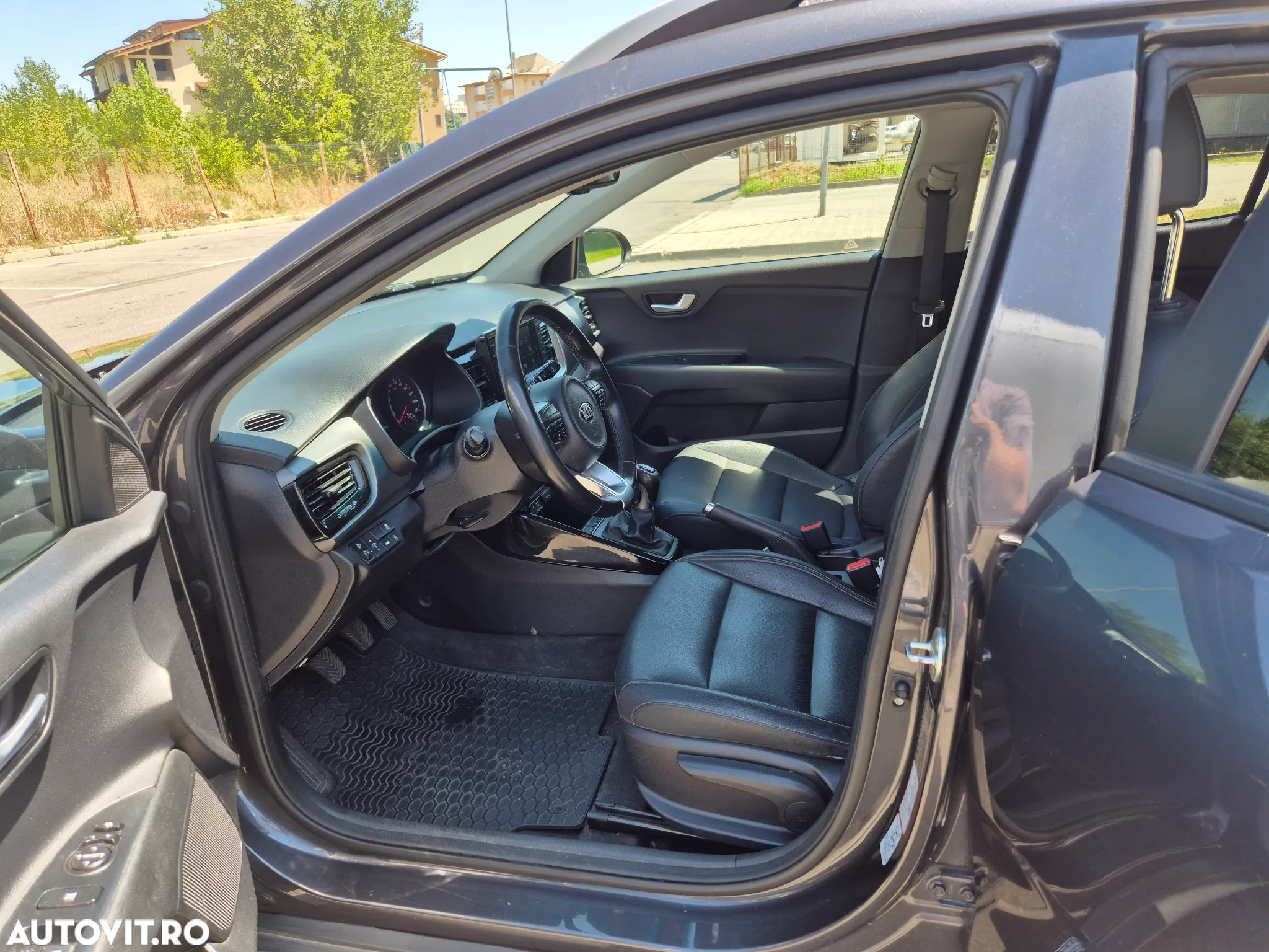 Kia Stonic 1.6 DSL Trend - 15