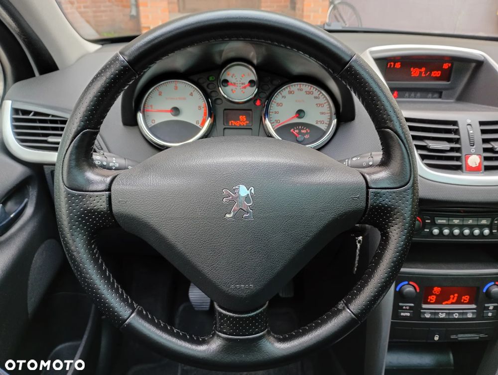 Peugeot 207 1.6 HDi - 10