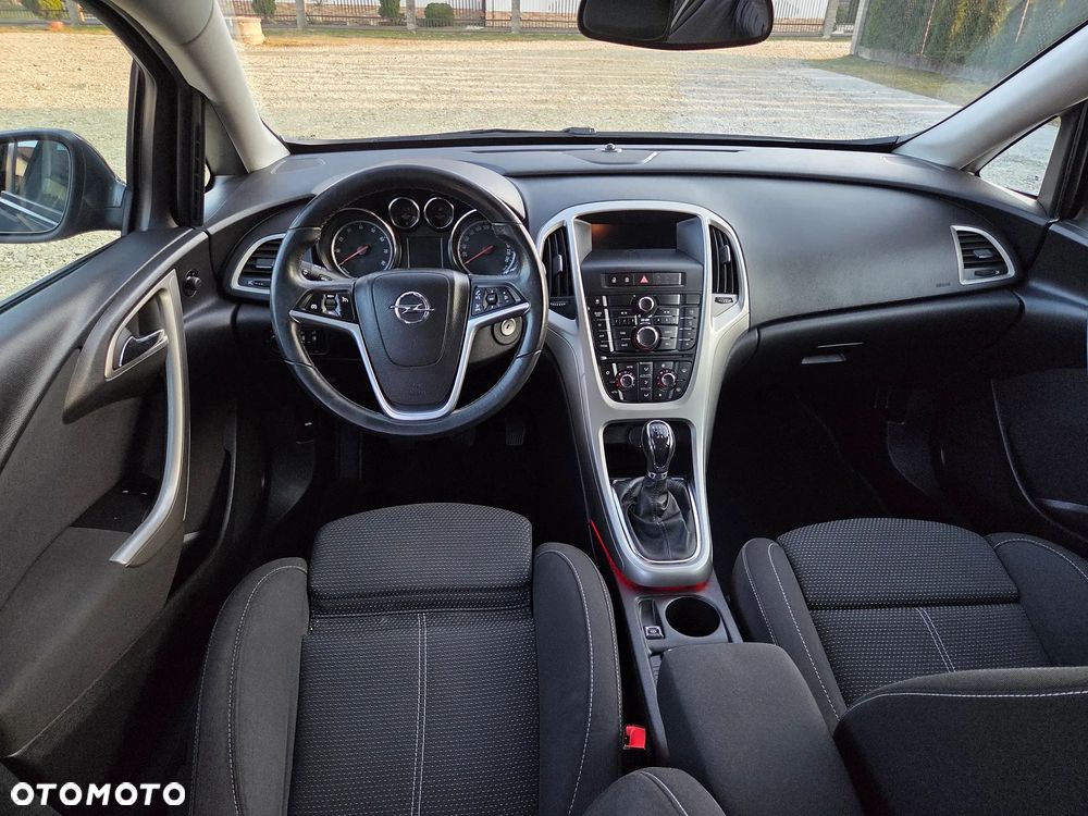 Opel Astra 1.4 Turbo Selection - 20