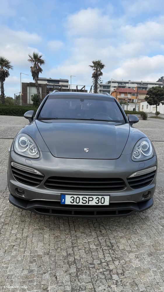 Porsche Cayenne S - 5