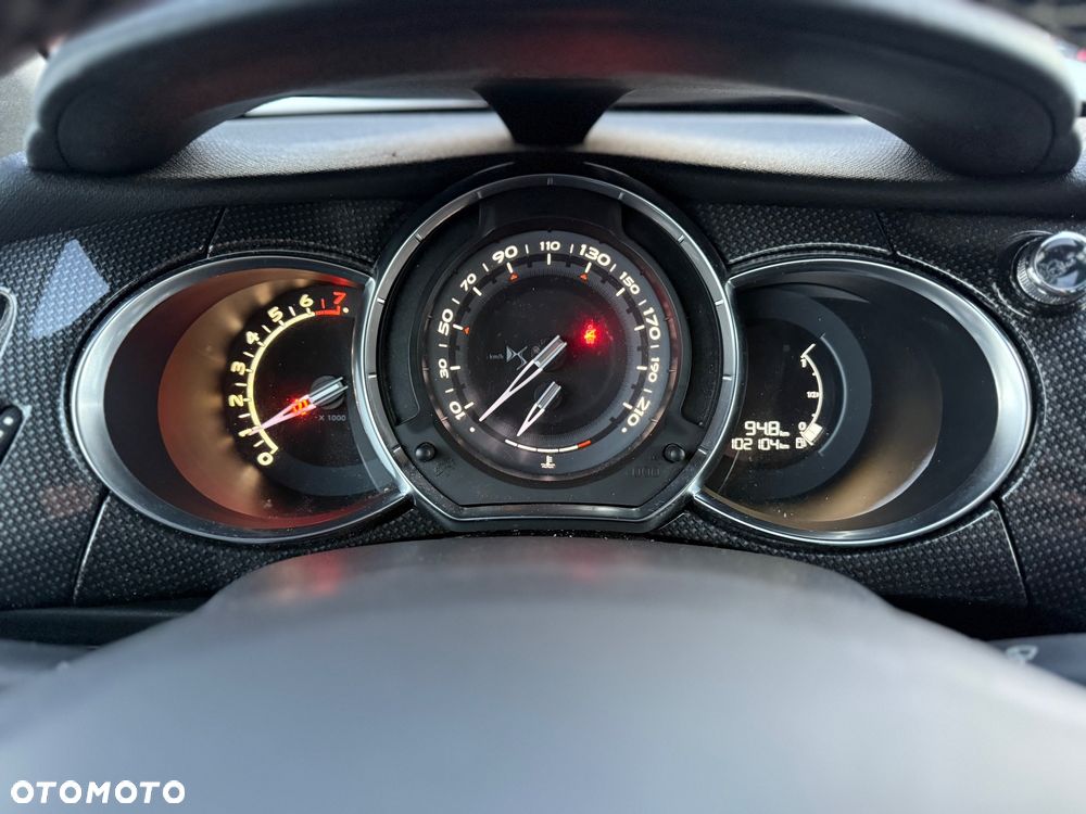 Citroën DS3 PureTech 130 Start & Stop CONNECTED CHIC - 16