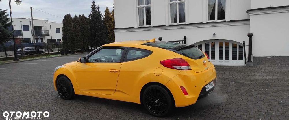 Hyundai Veloster - 7