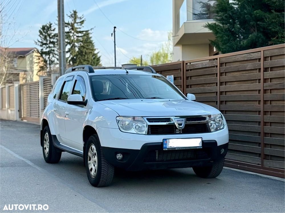 Dacia Duster 1.6 4x4 Laureate - 1