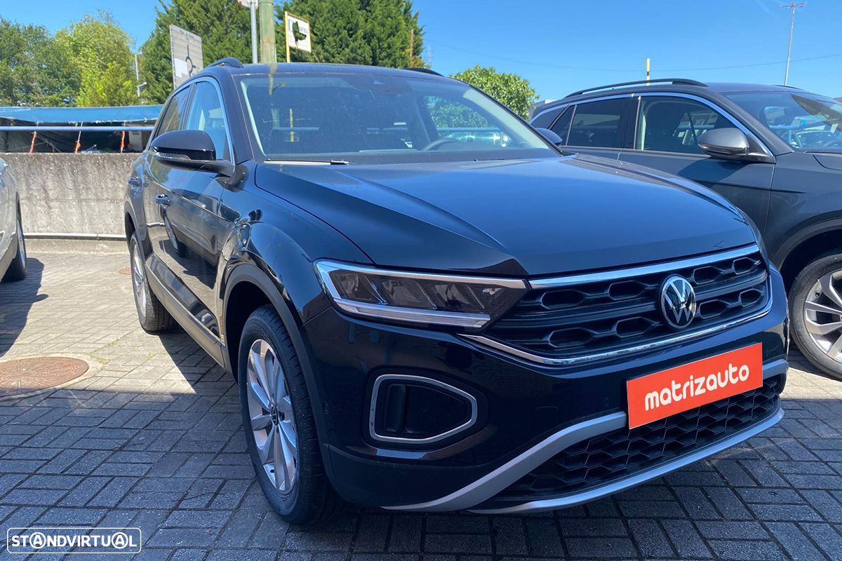 VW T-Roc 1.0 TSI Urban - 1