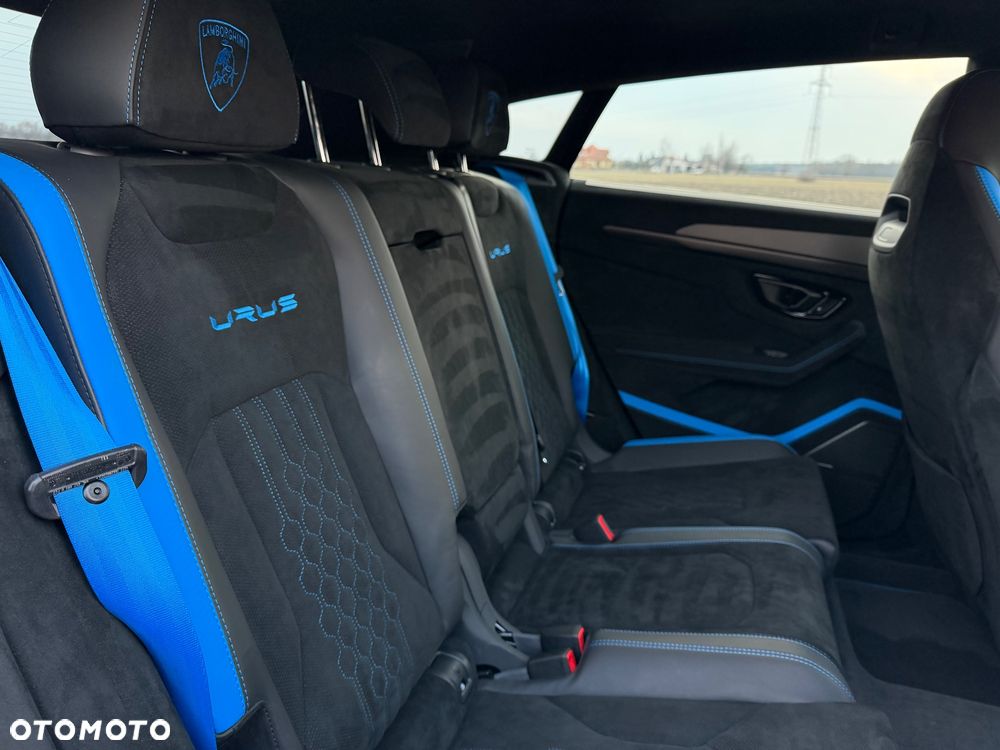 Lamborghini Urus - 29