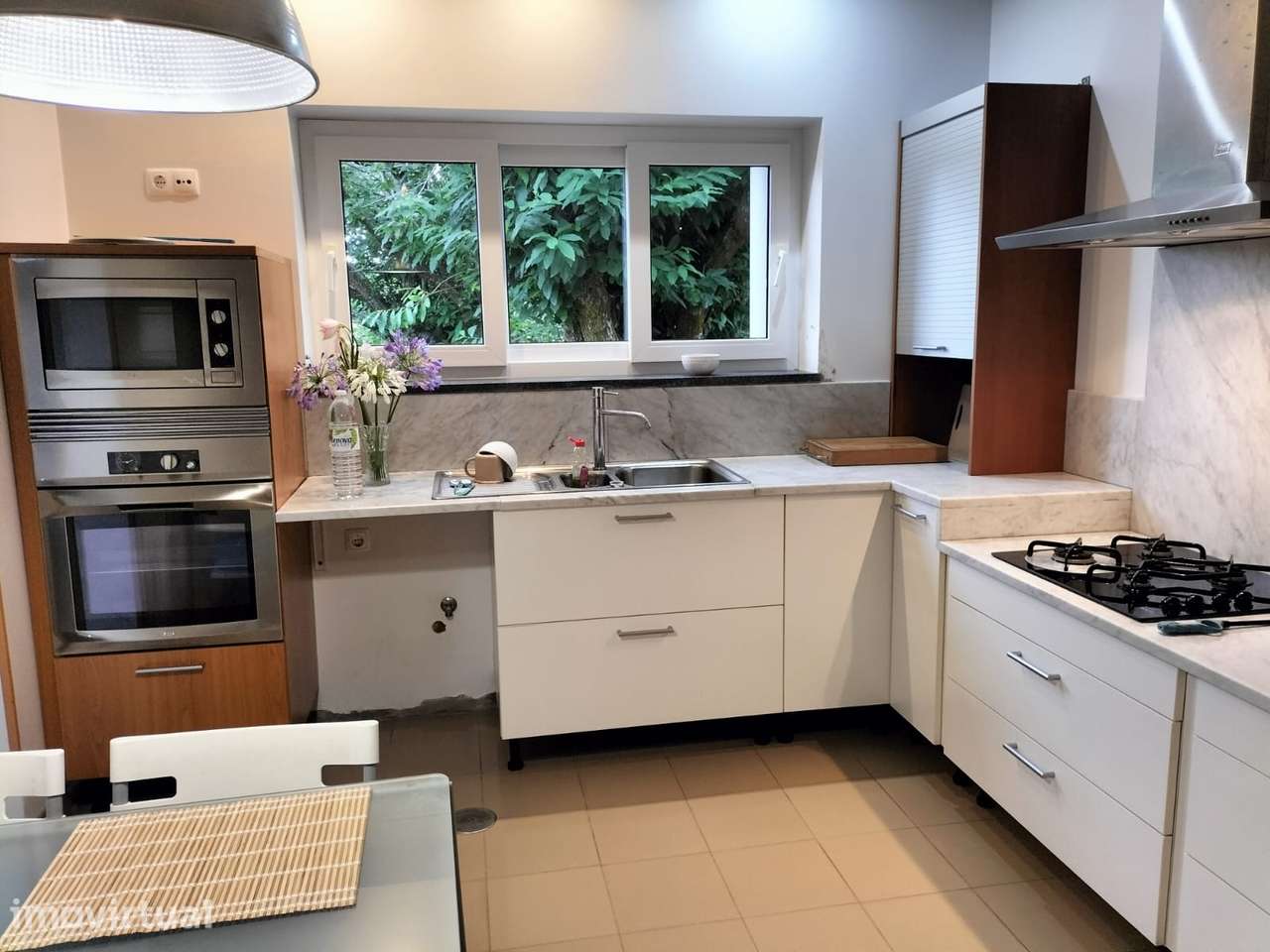 Moradia T4+1 com Jardim, Garagem e Pomar | A 5 minutos de Angra do Her - Grande imagem: 5/60