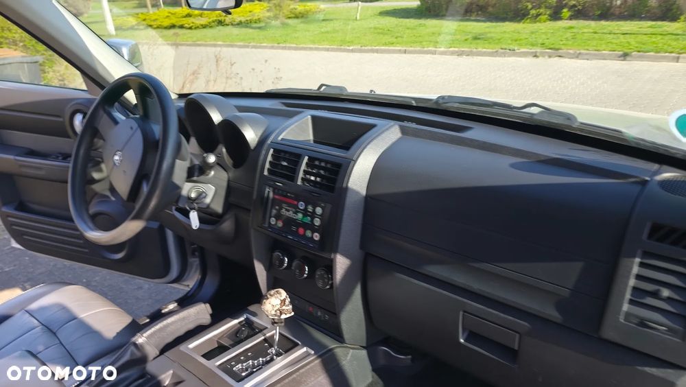 Dodge Nitro 2.8 CRD DPF Automatik R/T - 8