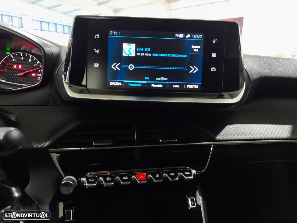 Peugeot 2008 1.2 PureTech Active Pack - 11