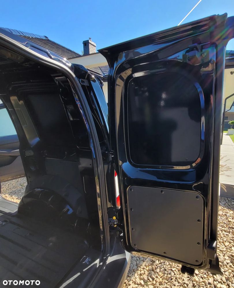 Volkswagen Caddy - 18