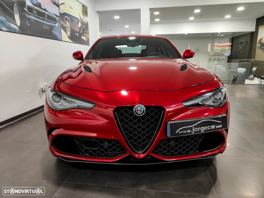 Alfa Romeo Giulia 2.9 Bi-Turbo Quadrifoglio AT8 - 2