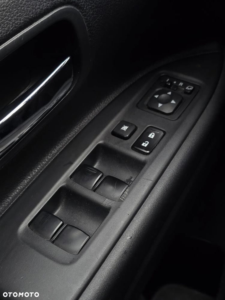 Mitsubishi Outlander - 29