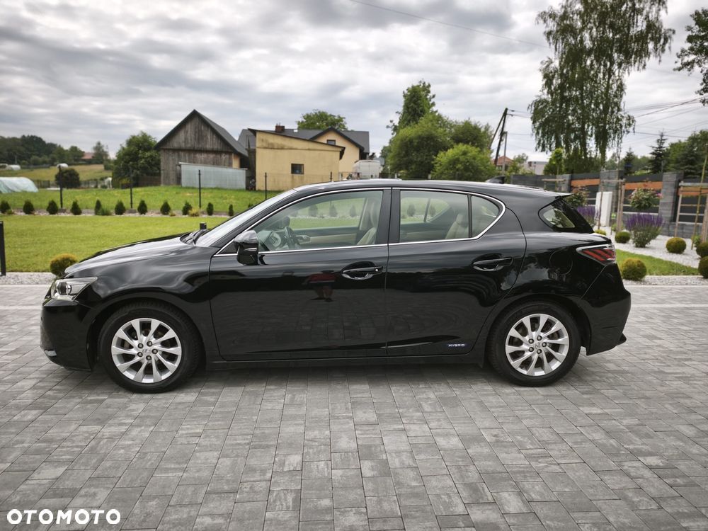 Lexus CT 200h F Sport - 11
