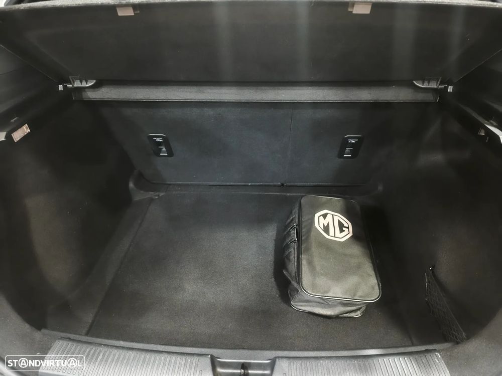 MG MG4 51 kWh Standard - 16