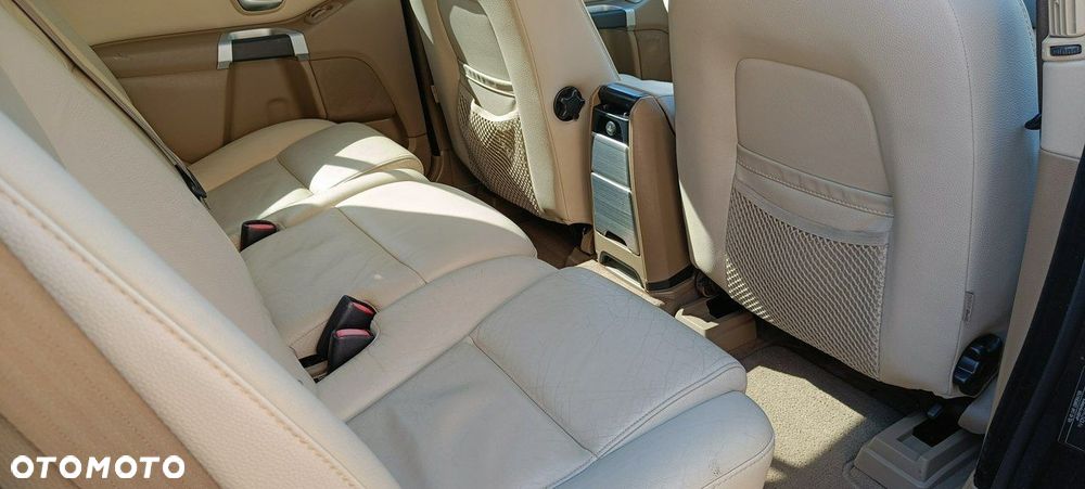 Volvo XC 90 D5 Momentum - 25