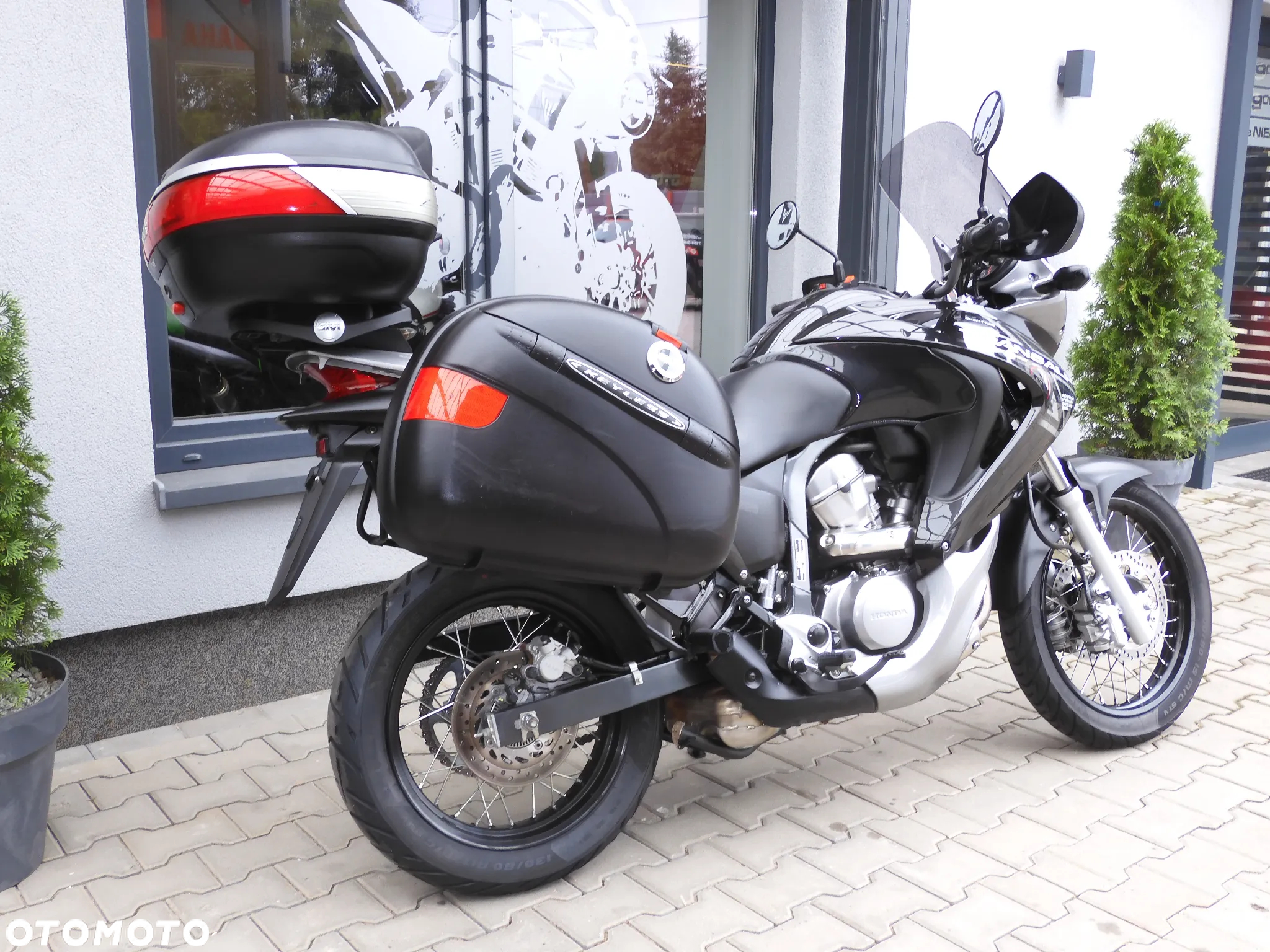 Honda Transalp - 9