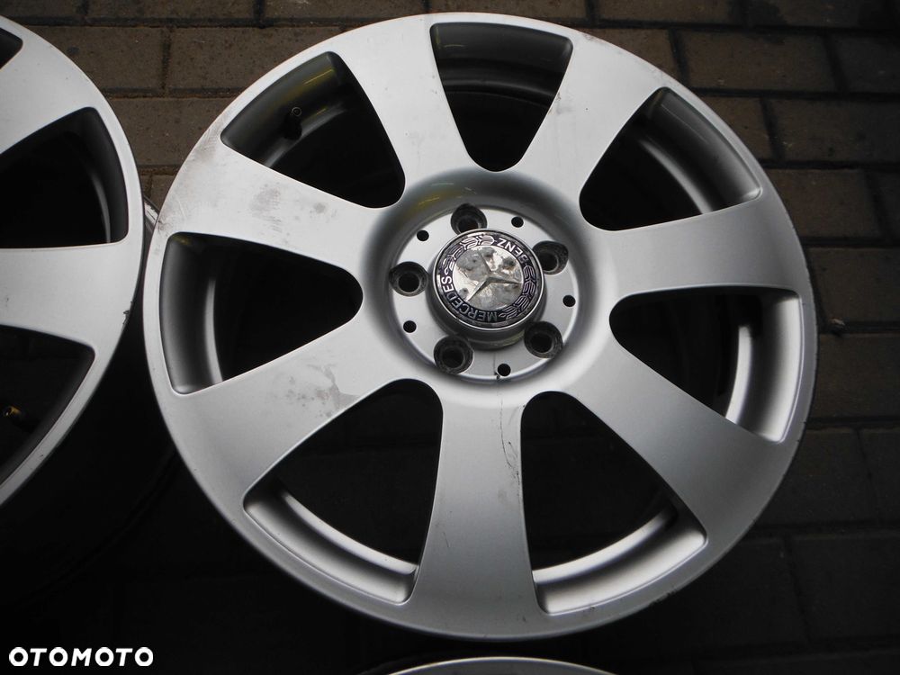 Felgi Aluminiowe Mercedes 17 5x112 7,5j et47,5 - 3