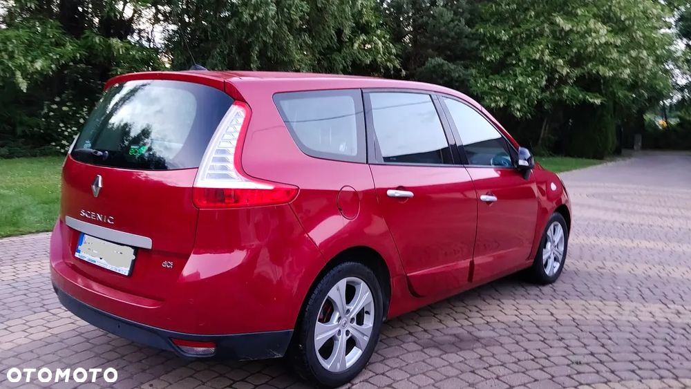 Renault Scenic 1.6dCi Energy Privilege - 10