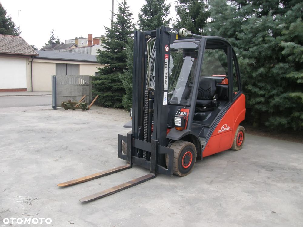 Linde H25T 2006 TRIPLEX 4,75m sprowadzony - 11