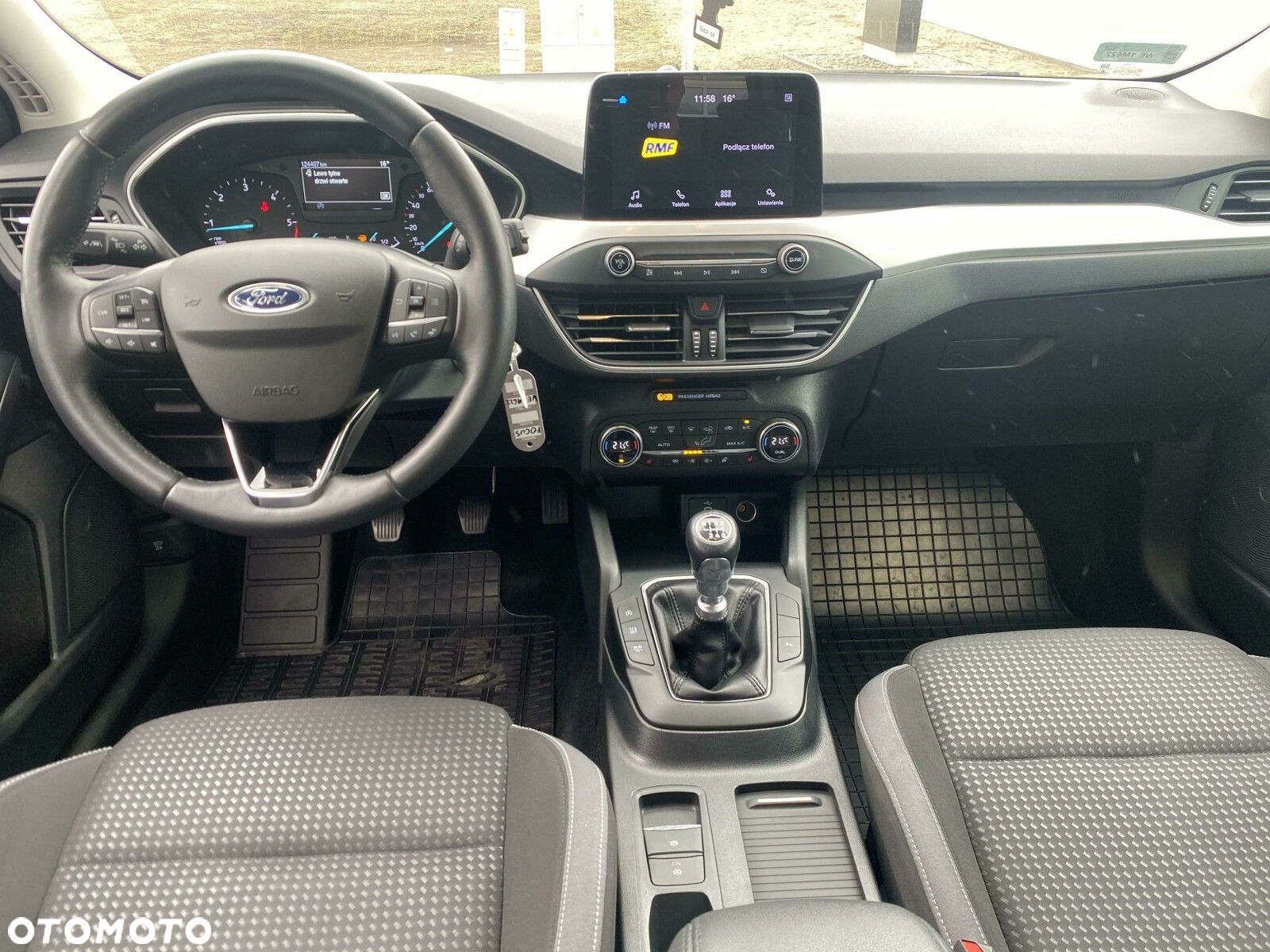 Ford Focus - 11