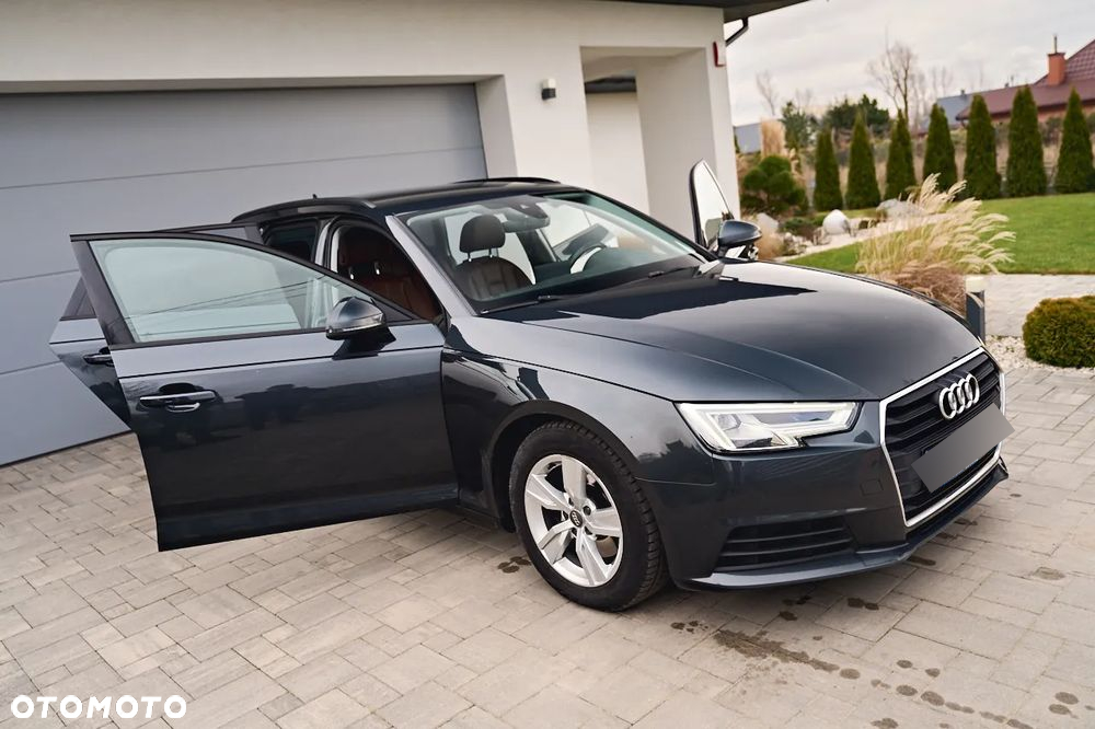 Audi A4 2.0 TDI Design S tronic - 19