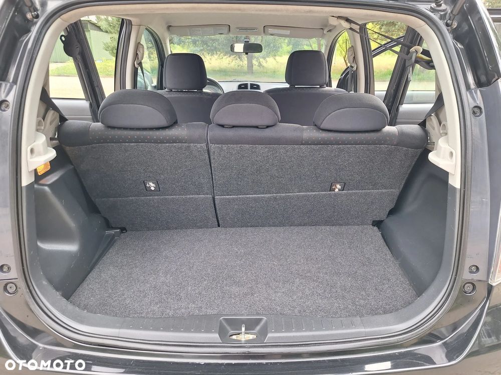 Daihatsu Sirion 1.3 - 18