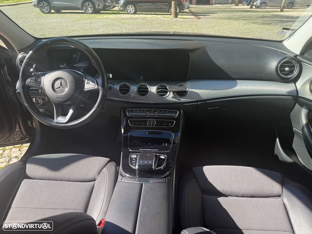 Mercedes-Benz E 220 d Avantgarde 4-Matic - 15