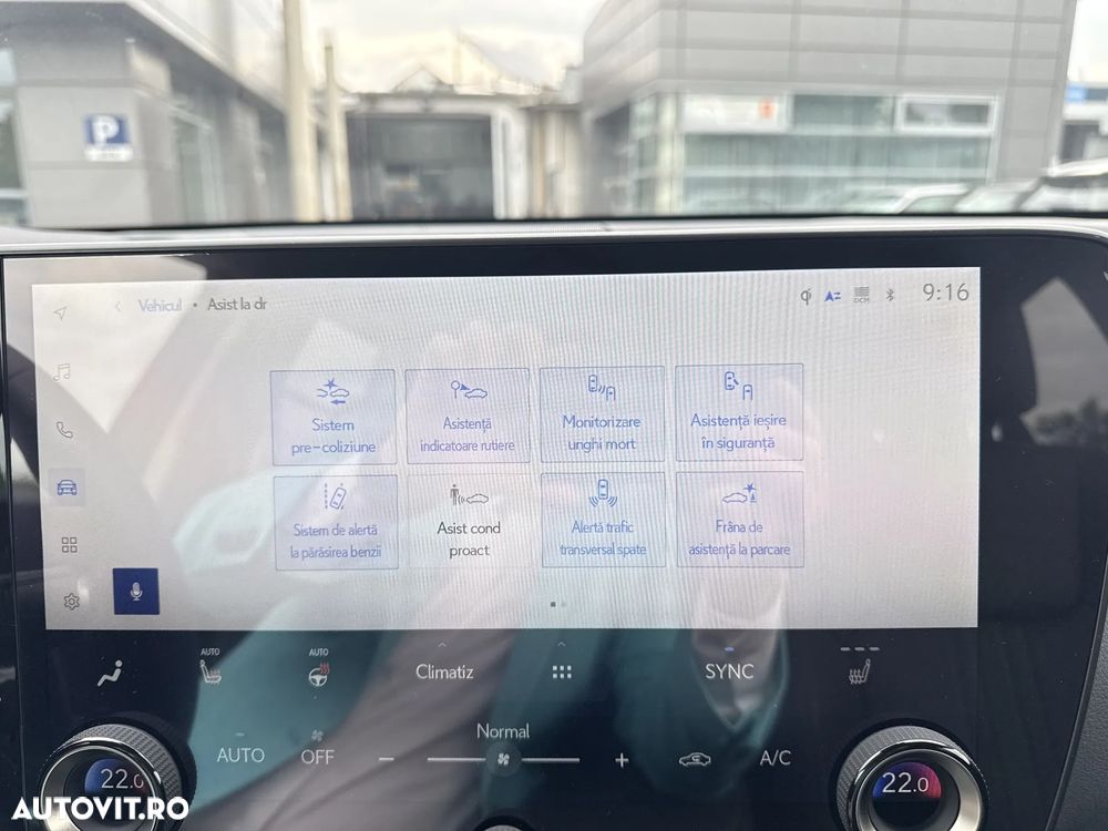 Lexus Seria NX - 21