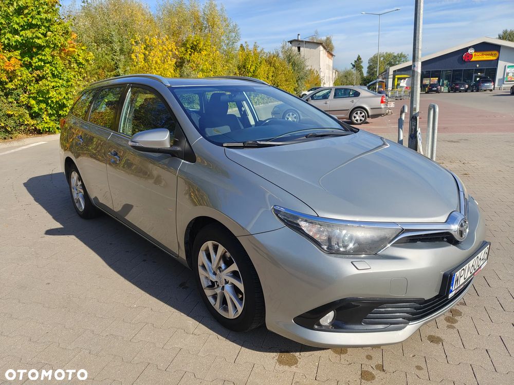 Toyota Auris - 7