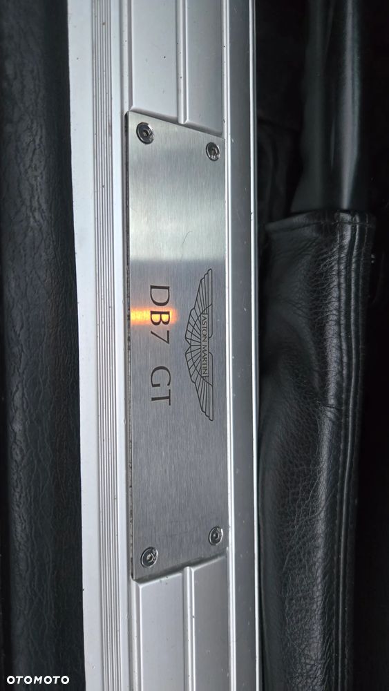 Aston Martin DB7 - 29