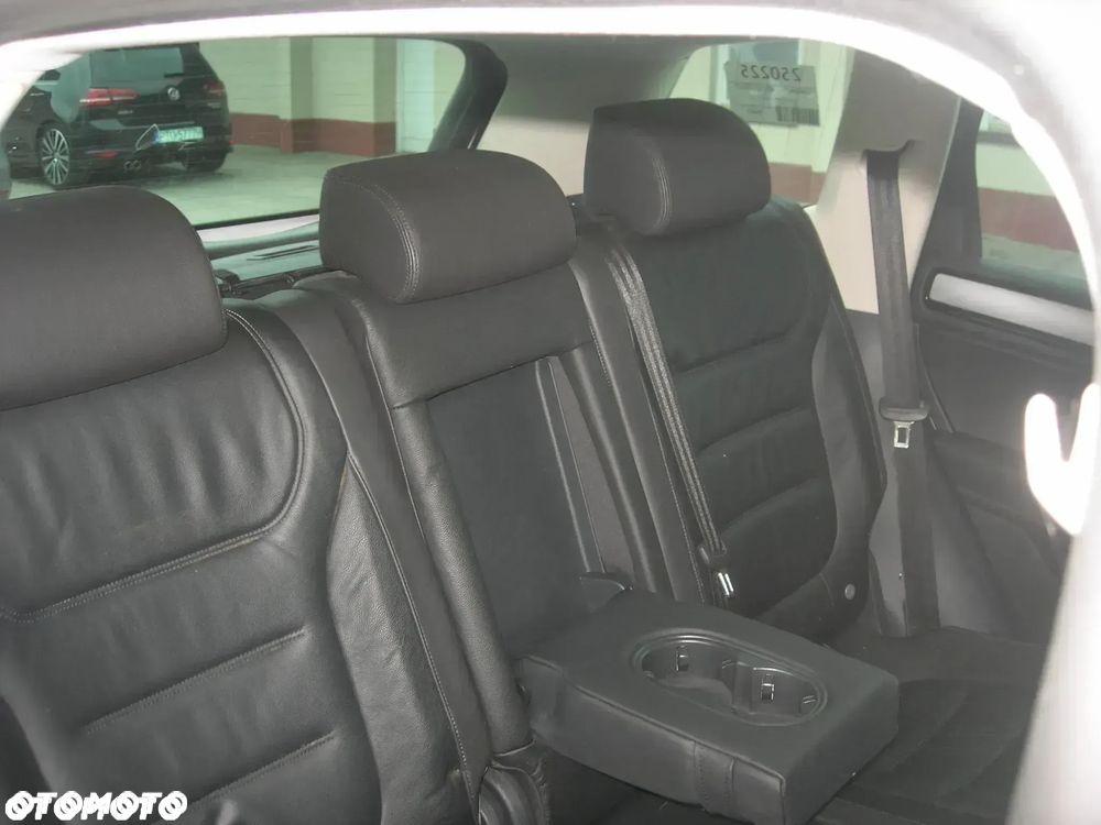 Volkswagen Touareg 3.0 V6 TDI BMT Perfectline R-Style - 21