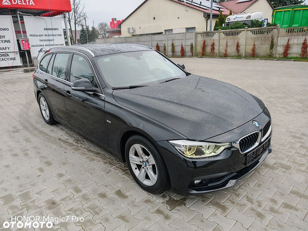 BMW Seria 3 320d Efficient Dynamics Edition Sport Line - 2