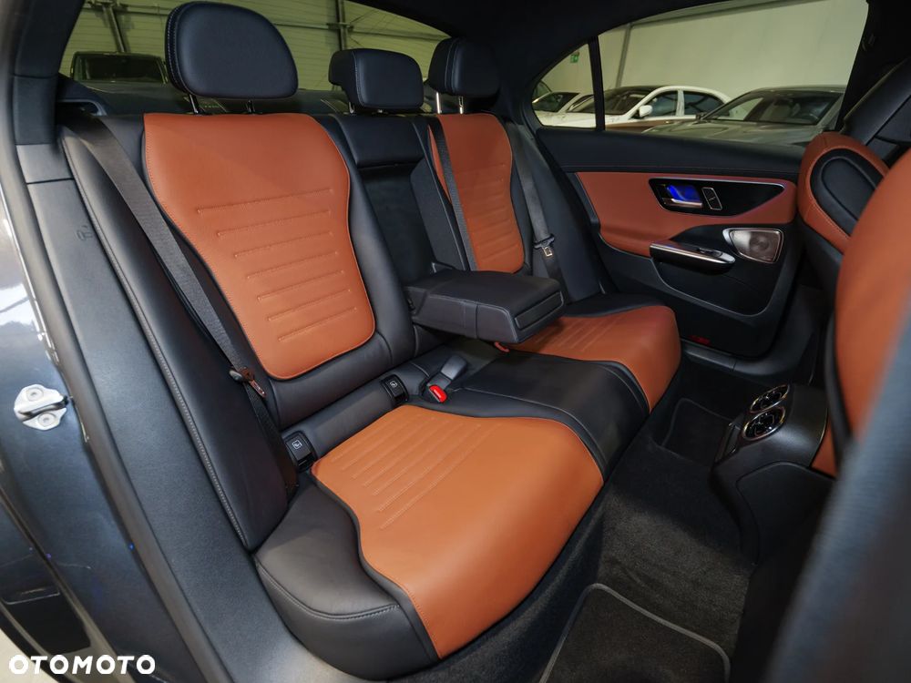 Mercedes-Benz Klasa C 220 d mHEV 4-Matic AMG - 21