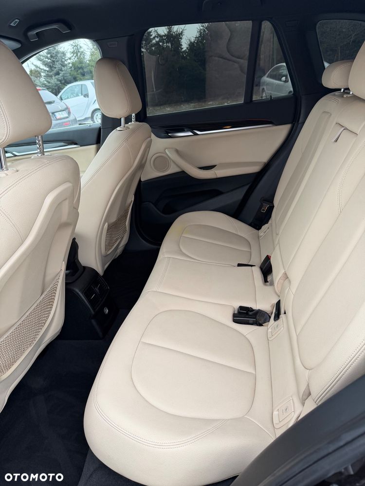BMW X1 - 17