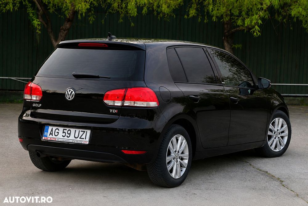 Volkswagen Golf 1.6 BlueTDI Comfortline - 3
