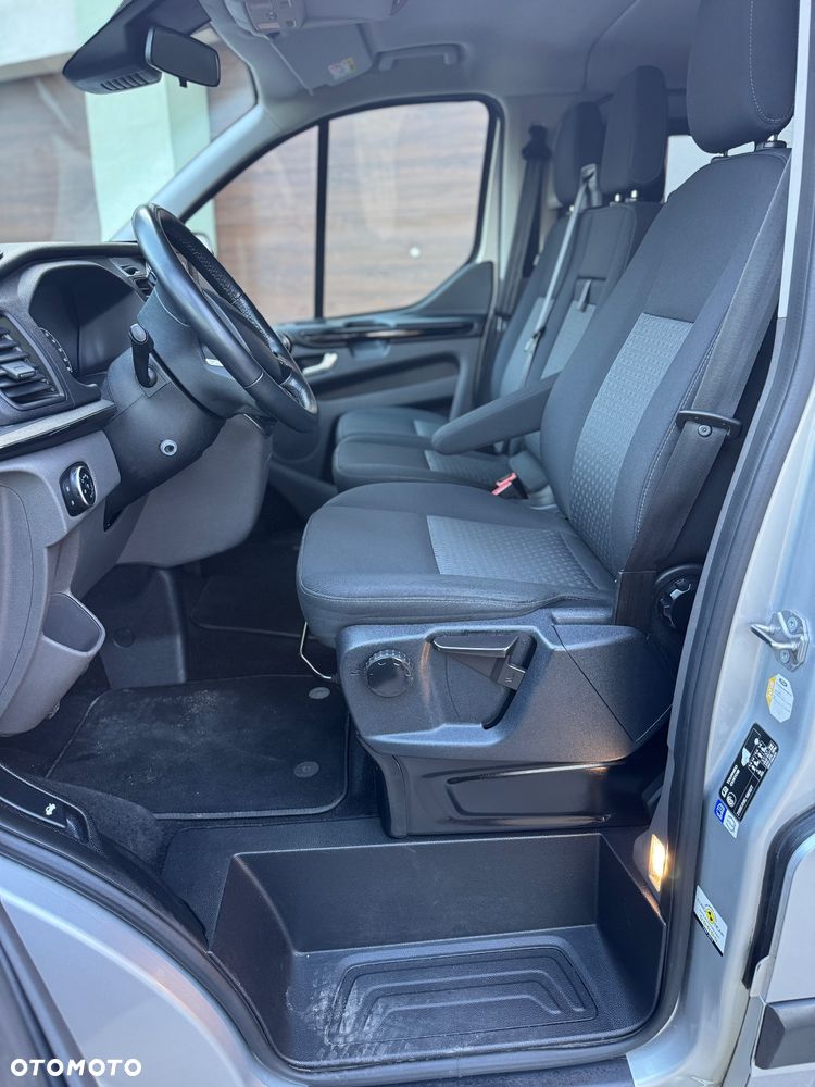 Ford Tourneo Custom 2.0 TDCi L2 Titanium - 24