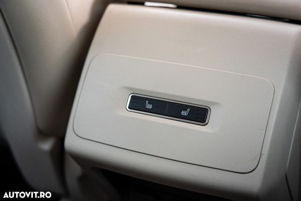 Jaguar I-Pace SE - 32