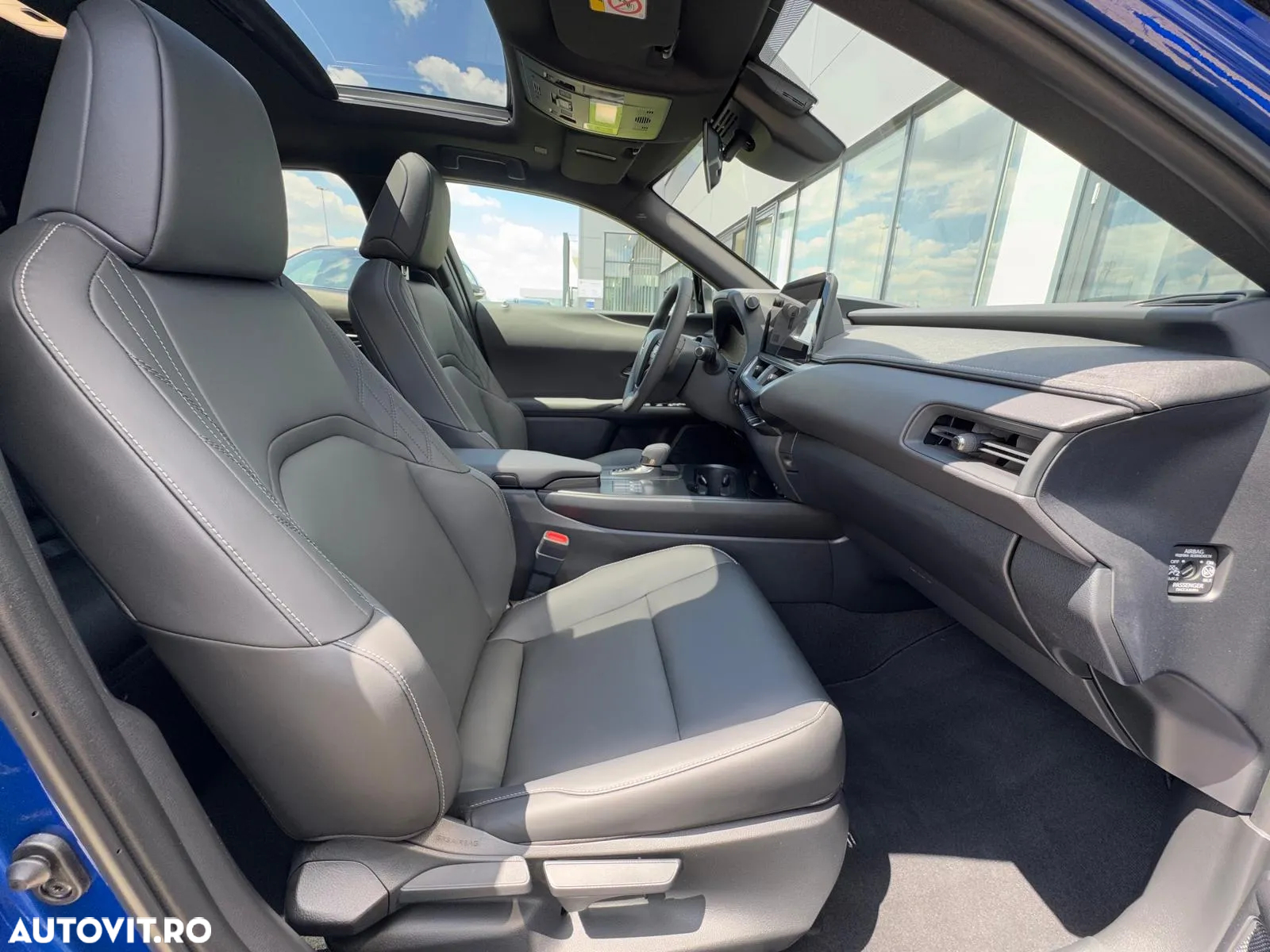 Lexus UX 300h FWD CVT HEV F Sport Design - 19